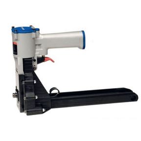 AIR CARTON (561) CLOSING STPLR  1-1/4&quot;CRN (C5/8&quot; &amp; C3/4&quot;)