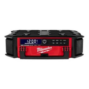 M18 PACKOUT Radio + Charger