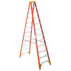 12&#39; FIBERGLASS STEP LADDER