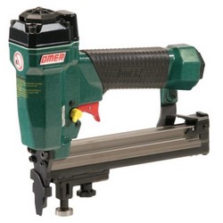 18ga 1/4&quot;CRN STAPLER w/ROLLER GUIDE(3/8&quot;-1&quot;)